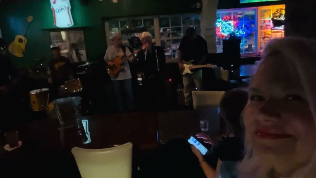 Fantastic guitar & harmonica solo in Deerfield Beach￼