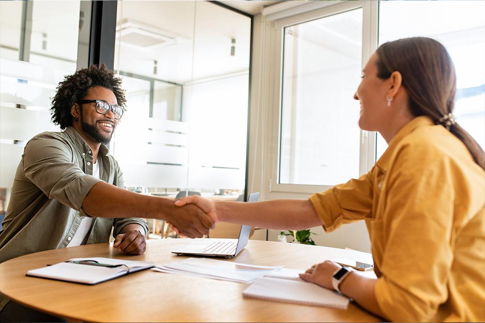 hire a guest speaker in Naples Florida